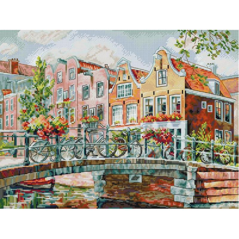 Amsterdam Canals Scenic Patter - Textile Sewing Patterns avaliação e preço
