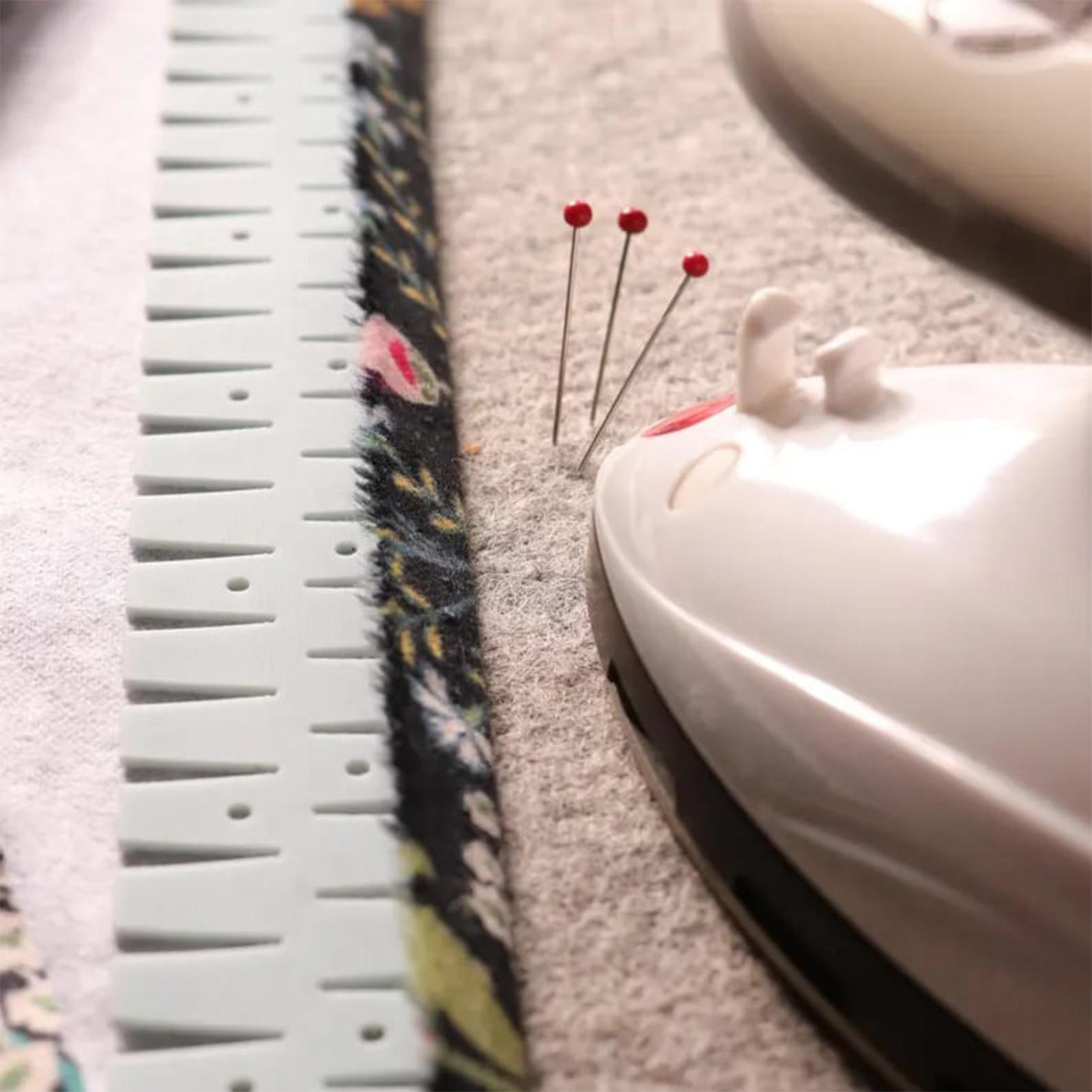 Silicone Hemming Ruler With Ma - Sewing Necessities avaliação e preço