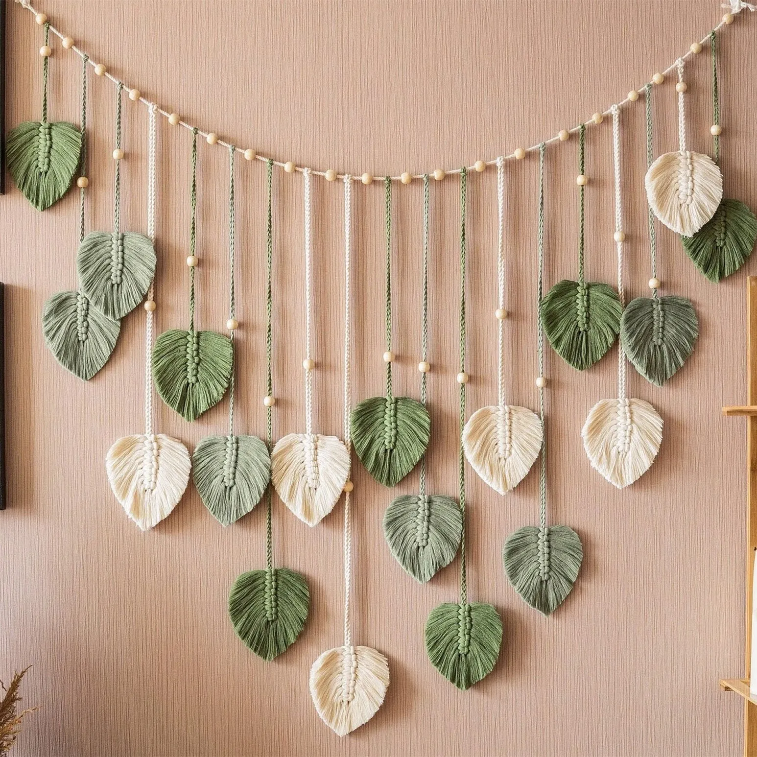 1 Pc Green Leaves Garland, Mac - Century Textile & Sewing Supply Hours avaliação e preço