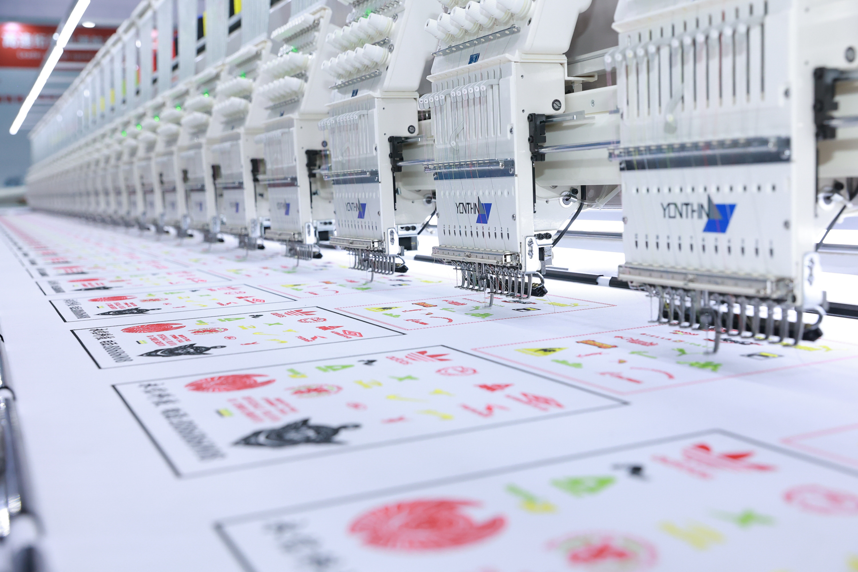 Yonthin Computer Embroidery Ma - Sewing Machine In Textile avaliação e preço